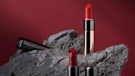 Gruppo Lipstick Brand Kiko nuance Rosso